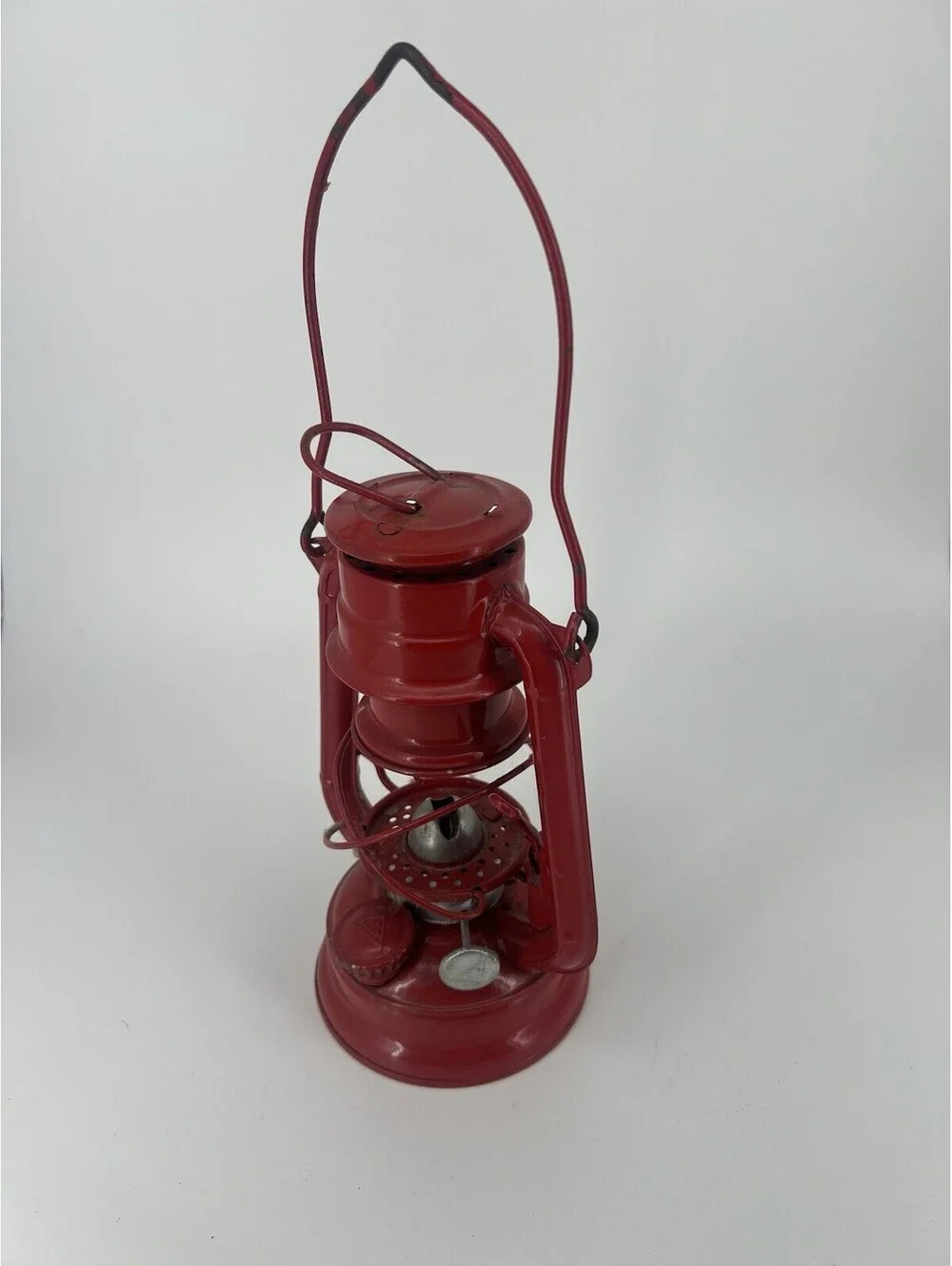 Hilco No. 350 Red Kerosene Lantern Seagram’s Benchmark Advertising